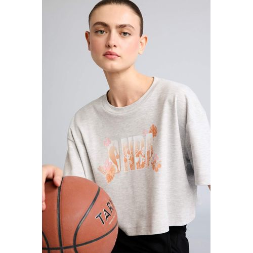 NBA Licensed Relax Fit Crew Neck Short Sleeve T-Shirt