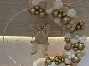 مجموعة زينة بالونات بيضاء وذهبية ورملية