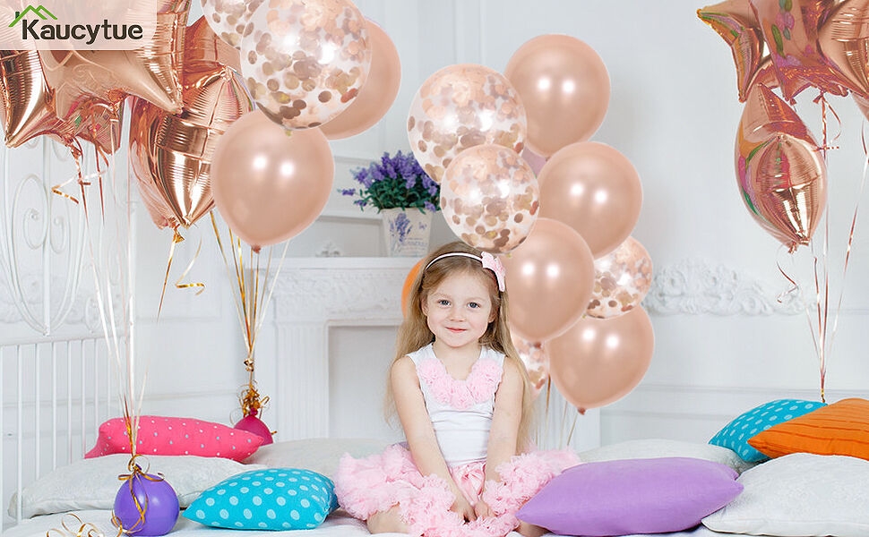 زينة عيد الميلاد باللون الوردي الذهبي