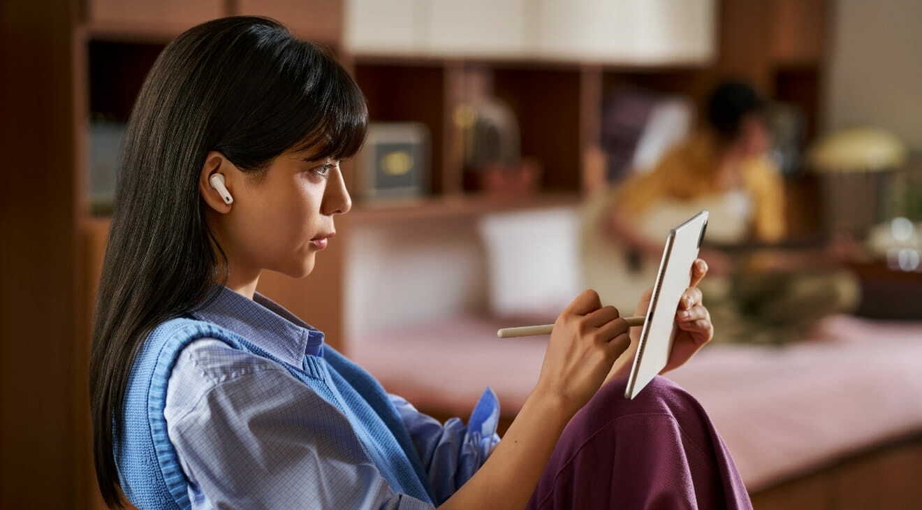 HUAWEI FreeBuds 7i selling three point