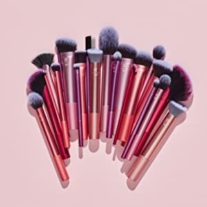 Real Techniques Cruelty Free Foundation Brush