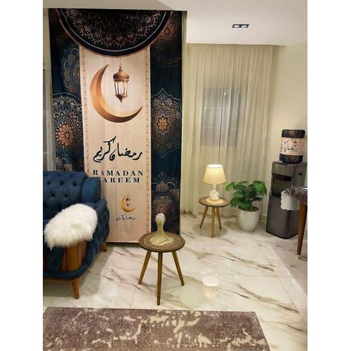 Ramadan curtain in heavy velvet fabric with a chic design, creating a sophisticated and serene atmosphere. Heavyweight Hammer velvet. Size: 145 x 270 cm.
