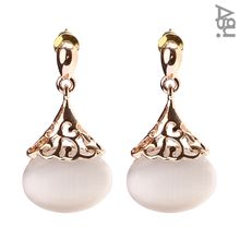 Oval Earring - Gold