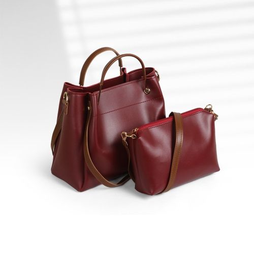 Womens Handbag With A Small Bag