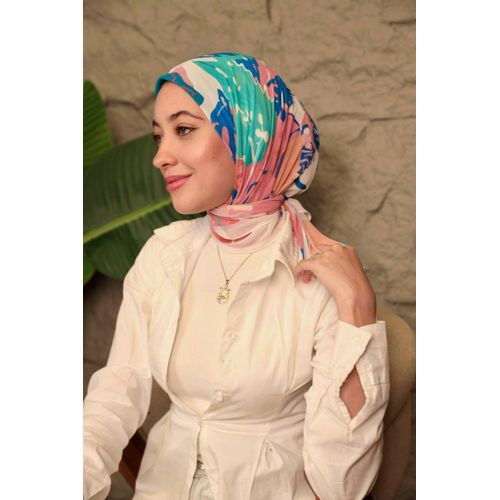 Women's Patterned Soft Chiffon Hijab Scarf - Elegant Casual Wrap