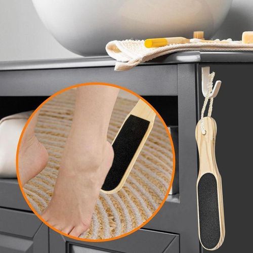 مبرد للقدمين ومزيل للجلد الميت. أفضل أداة للعناية بالقدمين لإزالة الجلد الخشن.