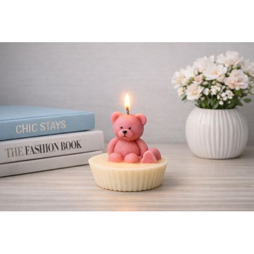 Bear Cupcake Candle 66g - Vanilla Bean Scent (Handmade) with Gift Box 10x9 cm