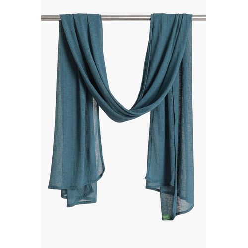Textured Cotton Scarf.