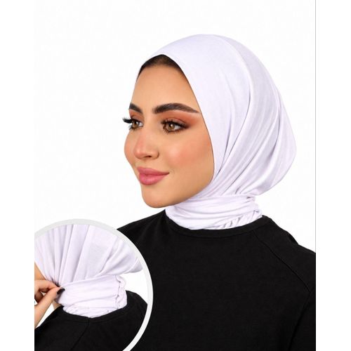 Kuwaiti cotton hijab featuring adjustable ties and rust-resistant metal snap fasteners.