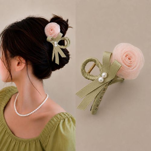 Acrylic hair clip featuring an elegant organza rose design and an attractive satin bow perfect for girls and women. A practical, exclusive hair accessory classic colors, Coquette style.