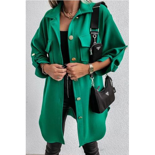 بلوزة شتوى خضراء من الجوخ موضه شتاء عذا العام