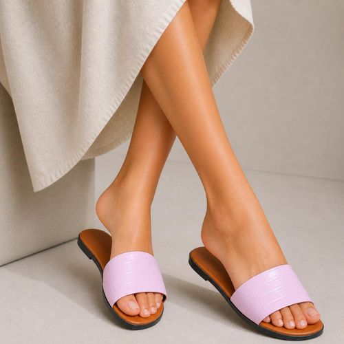 Fashionable Women Slippers-SLP503