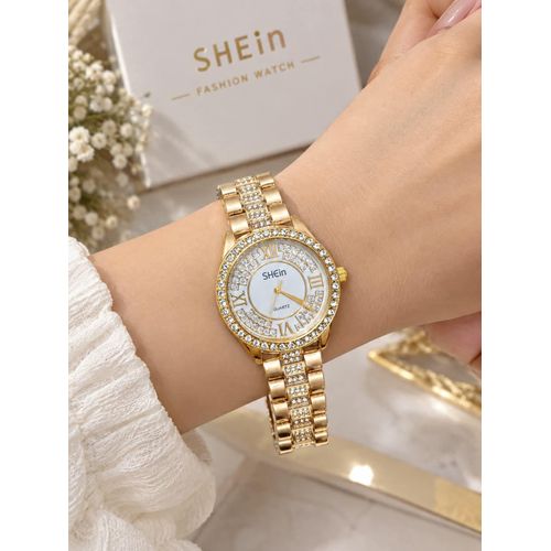 An ultra luxurious Java timepiece for women part of an extensive collection of watches designed for formal occasions and the classic woman.