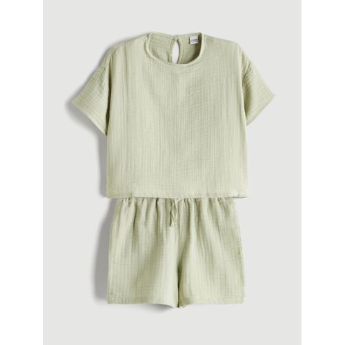 بلوزة شيفون بفتحة رقبة مستديرة وشورت للبنات