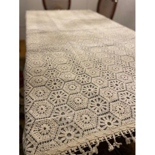 Rectangular Tablecloth Made Of Interwoven Cotton Threads