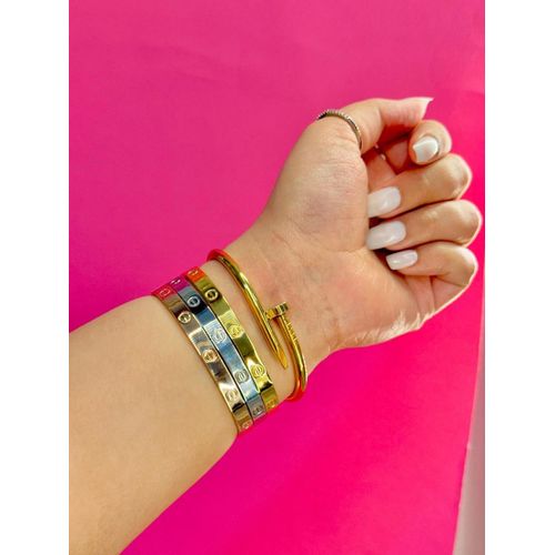 Maya Accessories Fashion Set of 4 Bangles - Stylish and Elegant Jewelry for Every Occasion