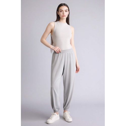 Balloon Fit Basic Trousers