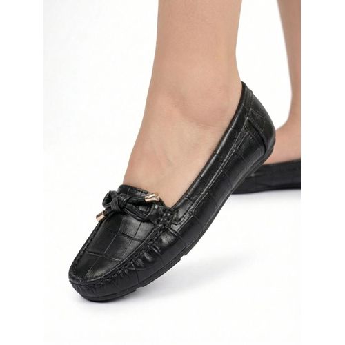 Women flat shoes
