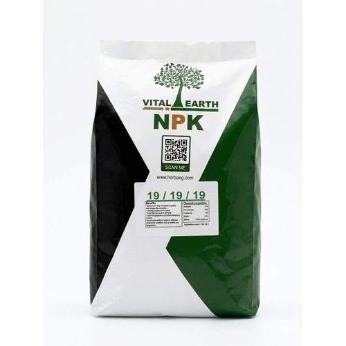 Fertilizer for home and field crops from NPK 19/19/19 (1000 grams)