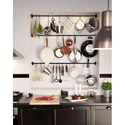 Metal Pipe With 5 S-shaped Hooks