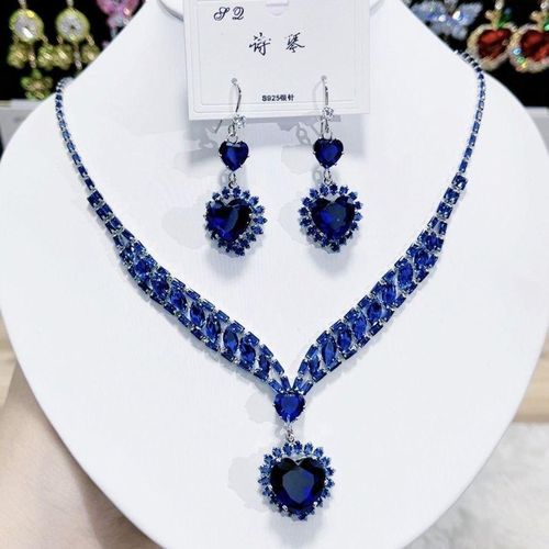 Luxurious European and American-style necklace set