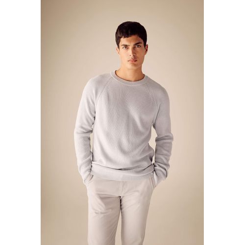 Standard Fit Crew Neck Basic Knitted Pullover