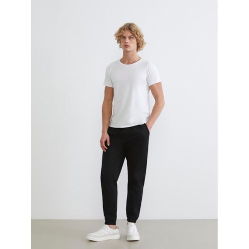Men's Gabardine Jogger Pants in A Regular Fit