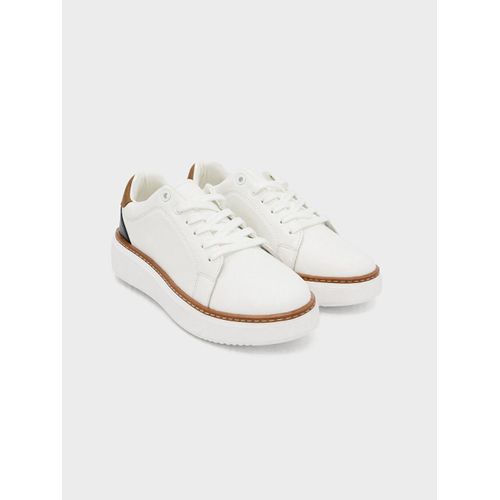 Laced Men's Sports Shoe
