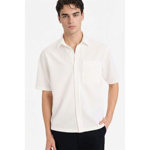 Stretch Fabric Boxy Fit Shirt