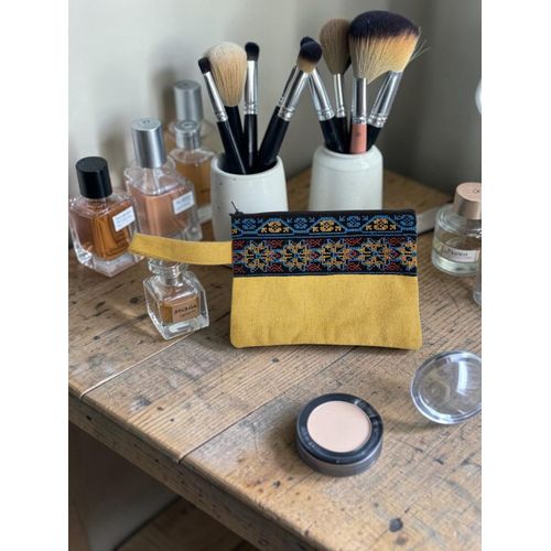 Makeup Bag Mango