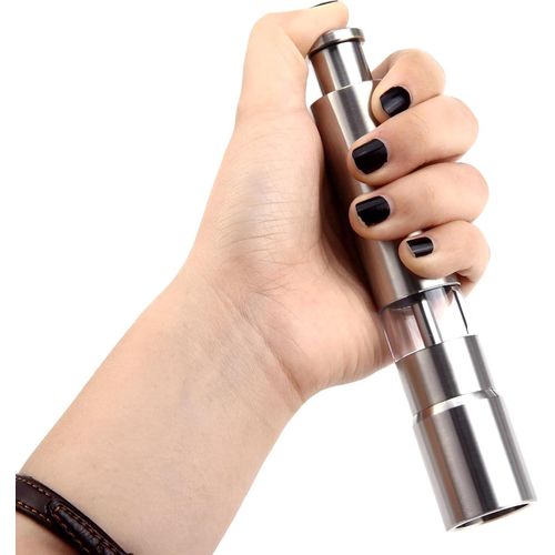 مطحنة التوابل الأنيقة - مطحنة محمولة من الفولاذ المقاوم للصدأ للملح والفلفل، تجمع بين الوظائف والتصميم الحديث لترقية تجربة المطبخ وتناول الطعام.