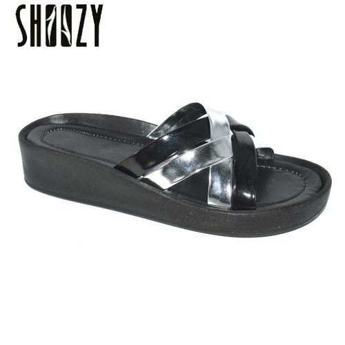 Fashionable Slippers - Black / Silver