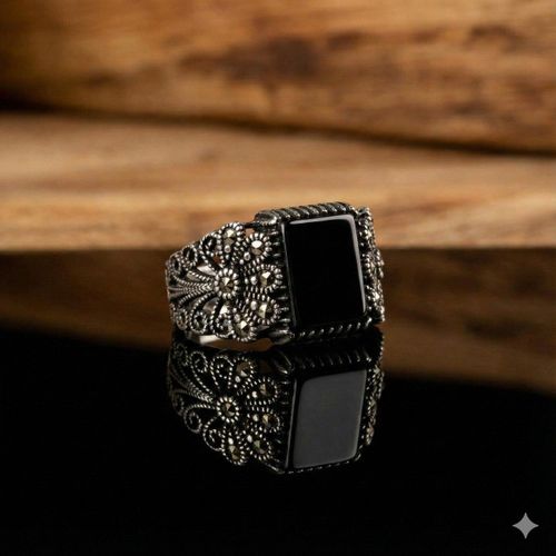 925 Italian Sterling Silver Ring with Elegant Design