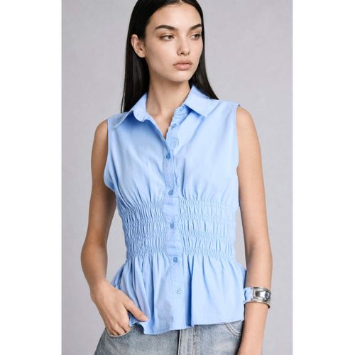 Regular Fit Crew Neck Sleeveless Blouse