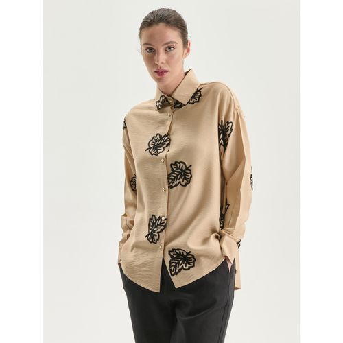 Leaf Embroidered Oversize Women's Shirt