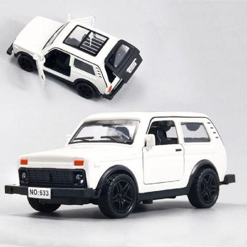 1:36 Alloy Car Model with Three Doors Open - Small Decorative Toy (White)