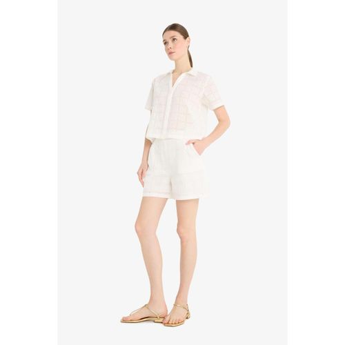 Regular Fit Straight Leg Brode Shorts