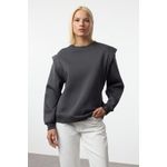 product_image_name-Trendyol-سويت شيرت ترينديول بألوان رمادية بتصميم واسع ومصنوع من الفleece القطني - مثالي لمظهر عصري ومريح.-1