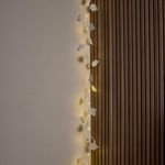 product_image_name-Nagafa Shop-إكليل ليد شكل أوراق نباتات مع إضاءة دافئة – ديكور حائط طبيعي يعمل بالبطارية 2 متر-1