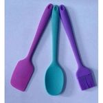 طقم فرشاة وملعقة وسبتيولا سيليكون