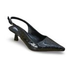 صندل سهل الارتداء بجزء علوي من الجلد ومغلق من الأمام