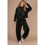 بجامه حريمي قطيفه خامه عاليه الجوده تقيله للبيت والخروج والرياضه ترنج خروج وبيت قطيفه تقيله وناعمه على الجسم تلبيس مريح جدا خصومات الشتاء