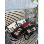 product_image_name-Generic-Women's handbag with a luxurious design and compact shape - black-3