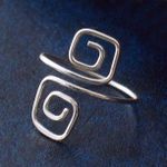 خاتم نحاس انيق مطلي فضة مقاس مفتوح هاند ميد