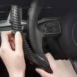 product_image_name-Generic-غطاء عجلة القيادة العالمي للسيارة مع مقبض دوار، إكسسوارات السيارة غطاء عجلة القيادة بنمط ألياف الكربون، مقاس واحد-4