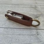 product_image_name-Dr.key-ميدالية ومنظم مفاتيح جلد طبيعي هافان محبب من دكتور كي kh666-4