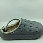 product_image_name-Generic-شبشب كروكس مبطّن بالفراء للرجال والأولاد، مناسب للاستخدام الداخلي والخارجي للحفاظ على الدفء في الشتاء - لون رصاصي-1