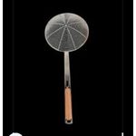 product_image_name-Generic-مصفاة قلي من الفولاذ المقاوم للصدأ بمقبض خشبي - متينة وعملية للمطبخ-3