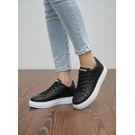 Women fashion sneakers 