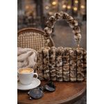 product_image_name-Generic-شنطة يد فاخرة بتصميم فرو أنيق – لمسة شتوية راقية لكل إطلالة-2